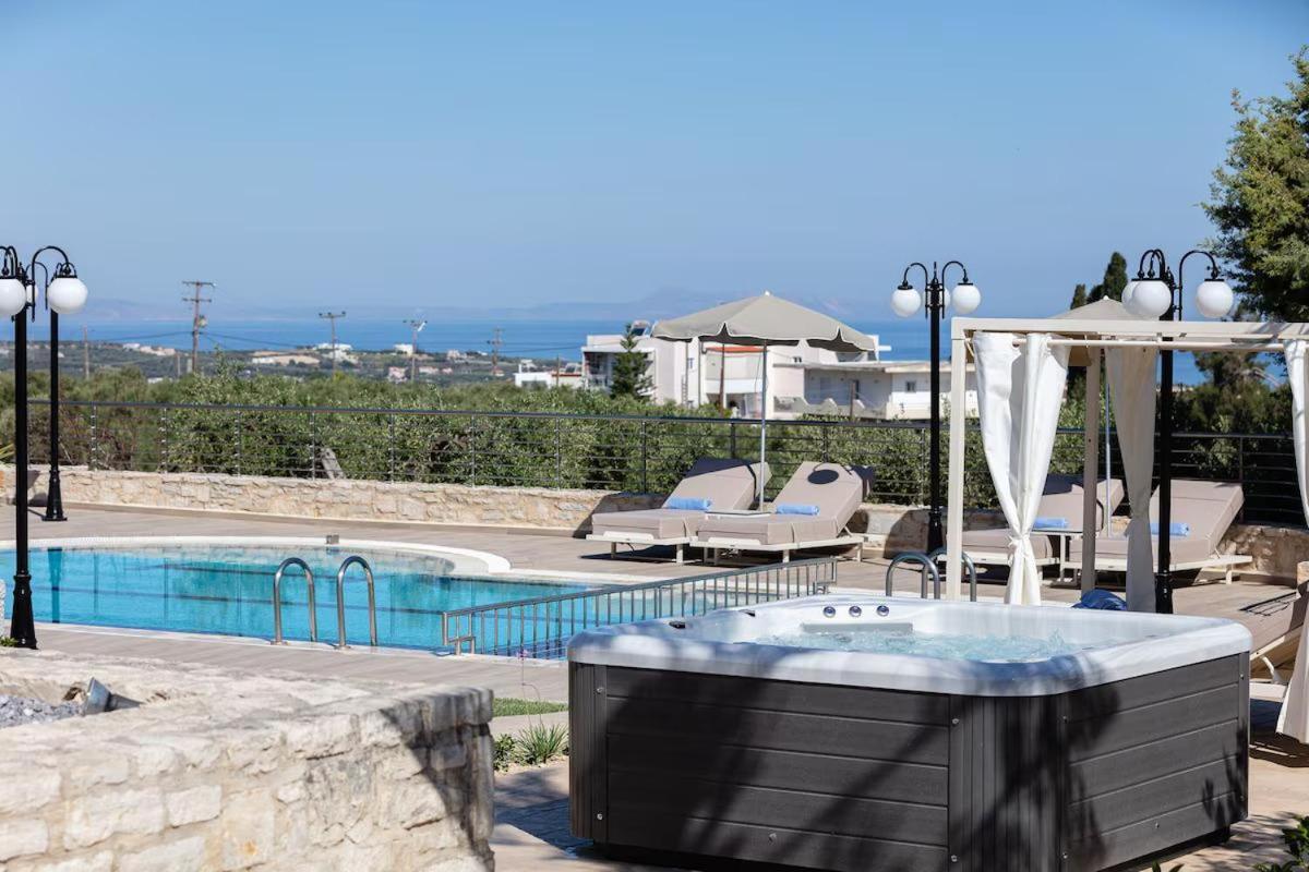 Villa Kyveli Loutra Екстериор снимка