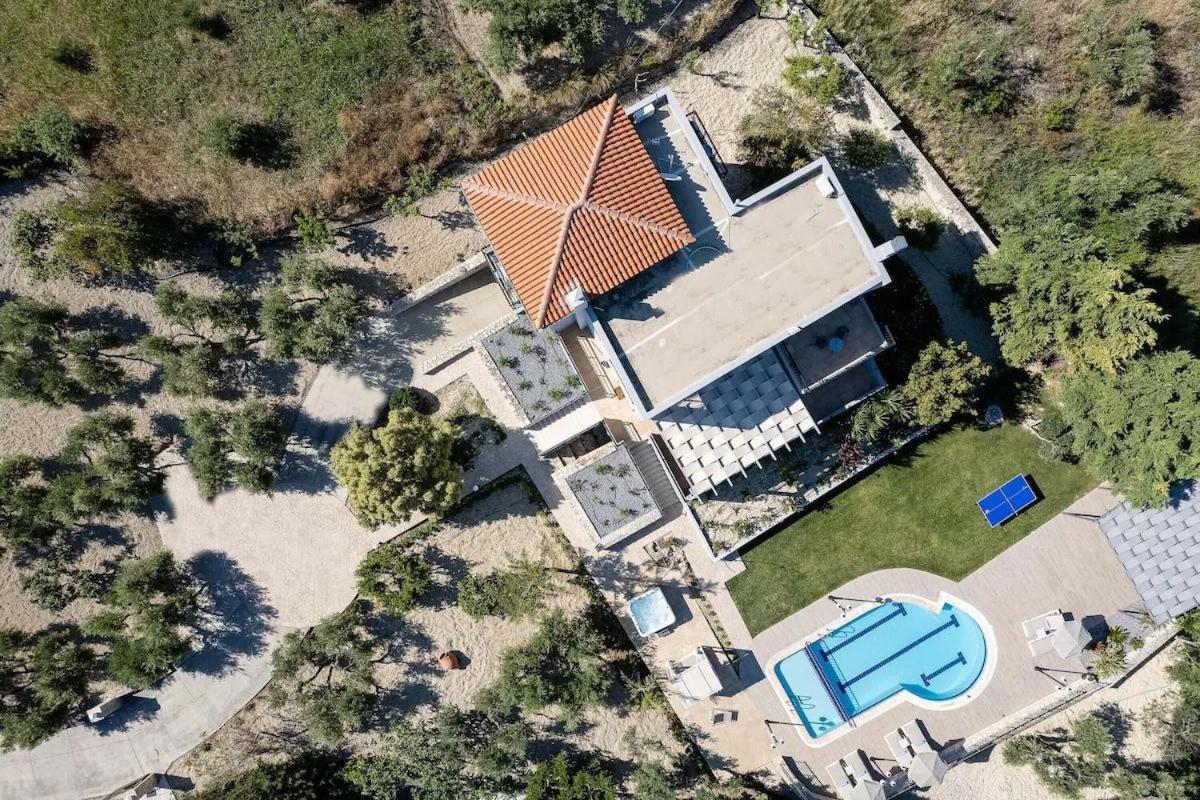 Villa Kyveli Loutra Екстериор снимка