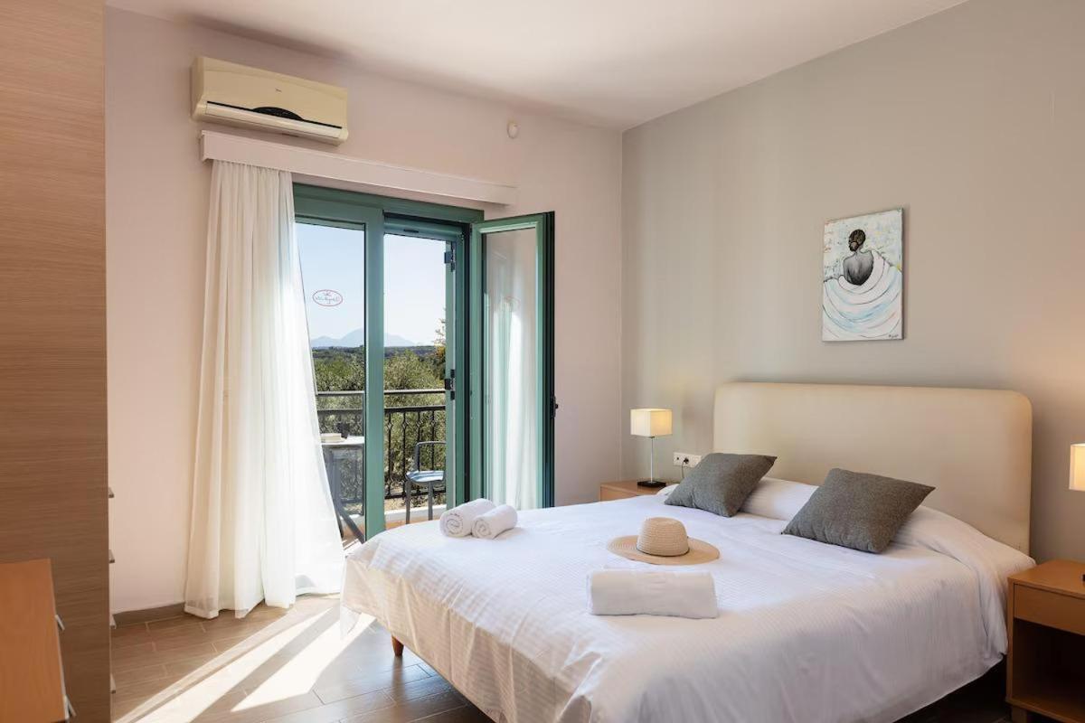 Villa Kyveli Loutra Екстериор снимка