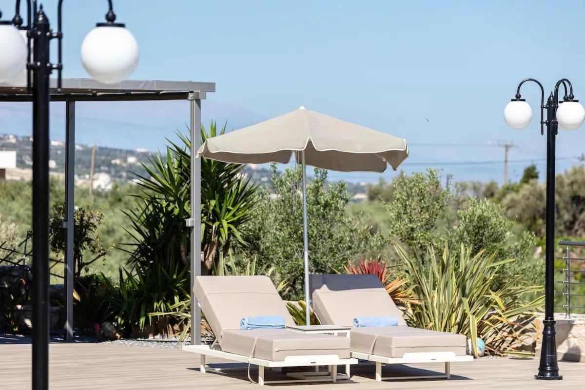 Villa Kyveli Loutra Екстериор снимка